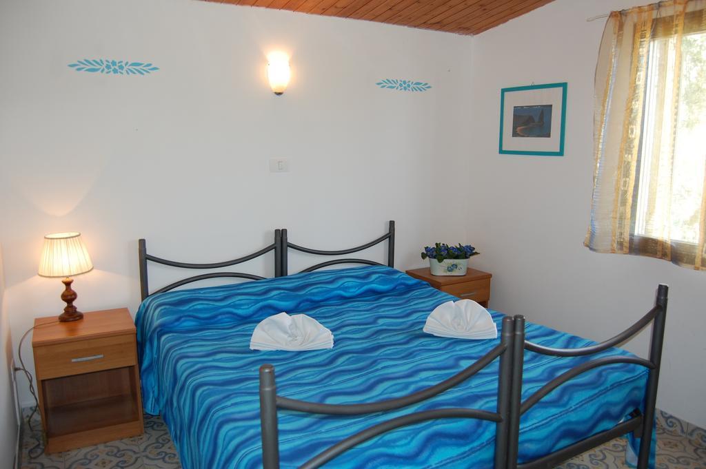 Marina Del Cantone Chalet Nerano Zimmer foto