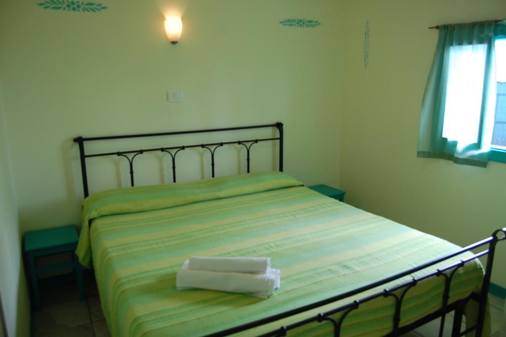 Marina Del Cantone Chalet Nerano Zimmer foto